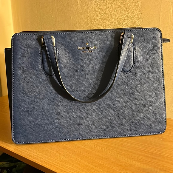 kate spade Handbags - Kate Spade satchel/crossbody
